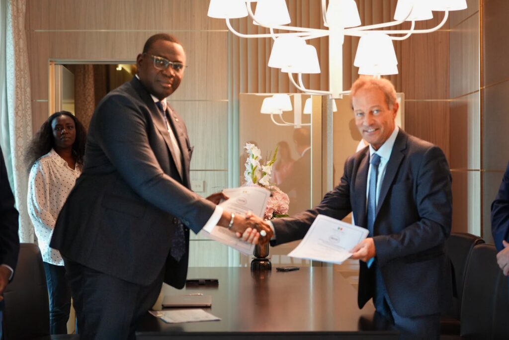 Investment Agreement between the State of Senegal and IDA